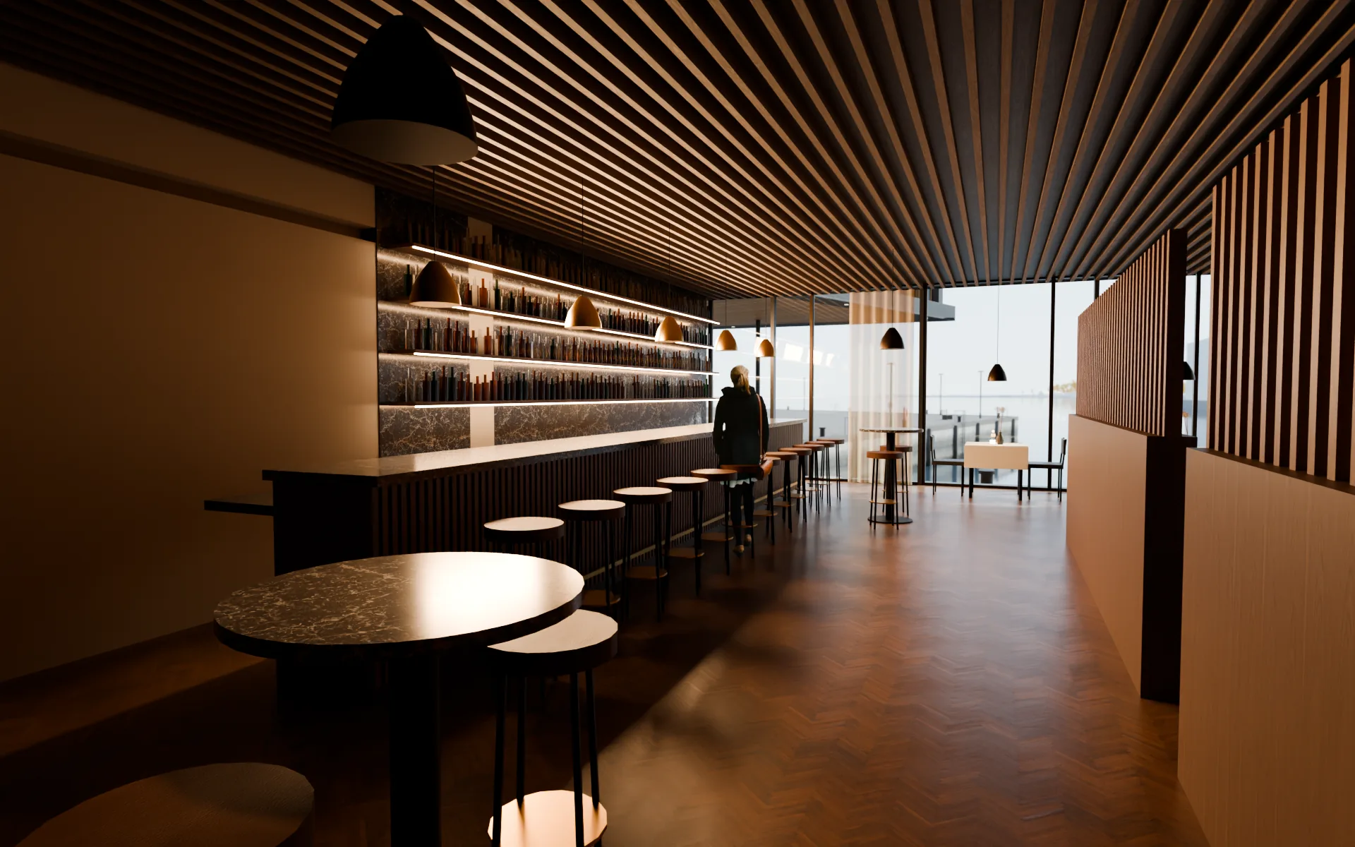 Restauranten sett fra baren, med høye krakker og vinduer mot sjøen, dag